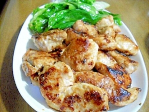 旨み感動！　塩麹漬け焼きチキンでがっつり